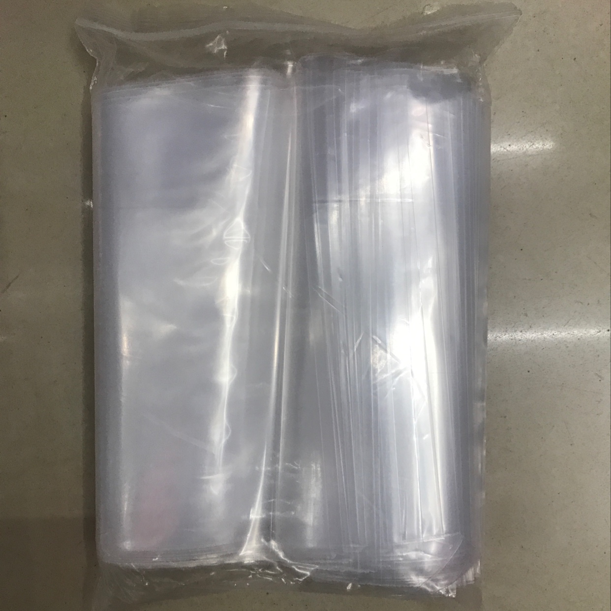 Self-sealing bag 2