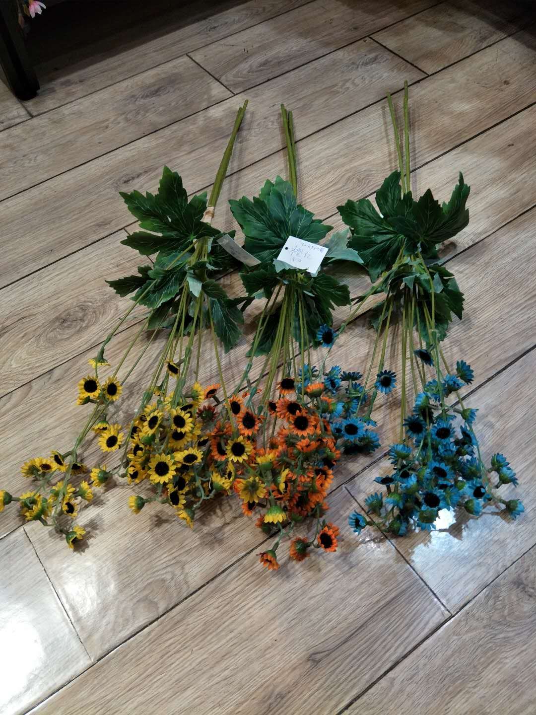 A bouquet of little ruffled chrysanthemums thumbnail