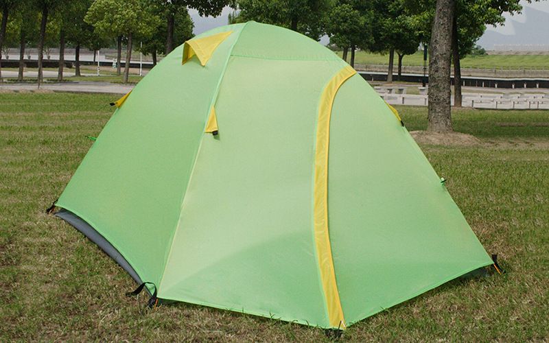Factory direct sales of outdoor double-layer double-door couple tents, waterproof and windproof camping equipment and supplies batch detail image 3