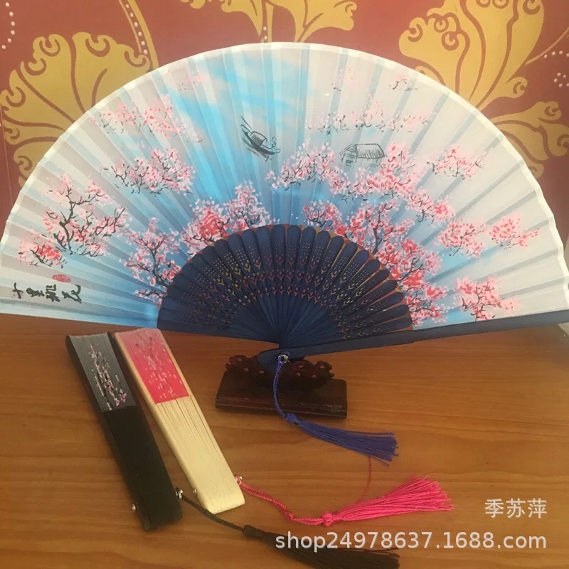 工厂直销工艺礼品扇绢扇折扇  中国风折扇定制丝绸一笑扇热卖折扇细节图