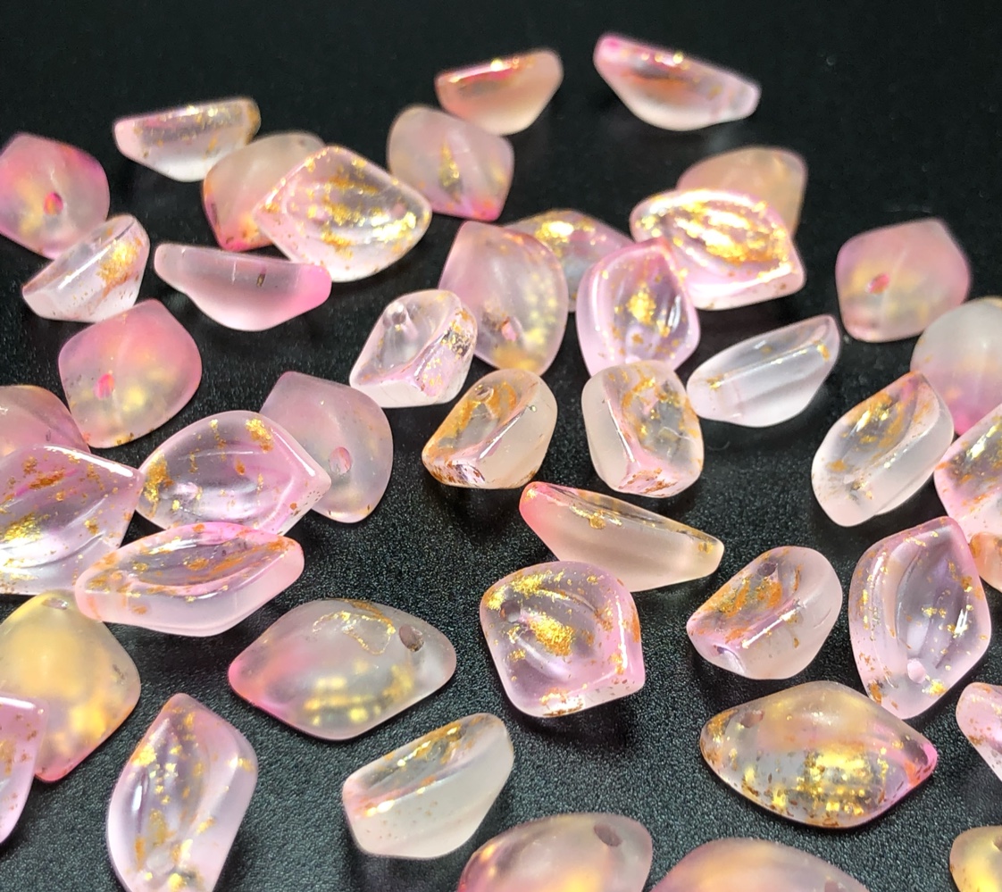 捷克琉璃花瓣9*13mm宝石花花瓣刻面小花diy饰品配件手工材料