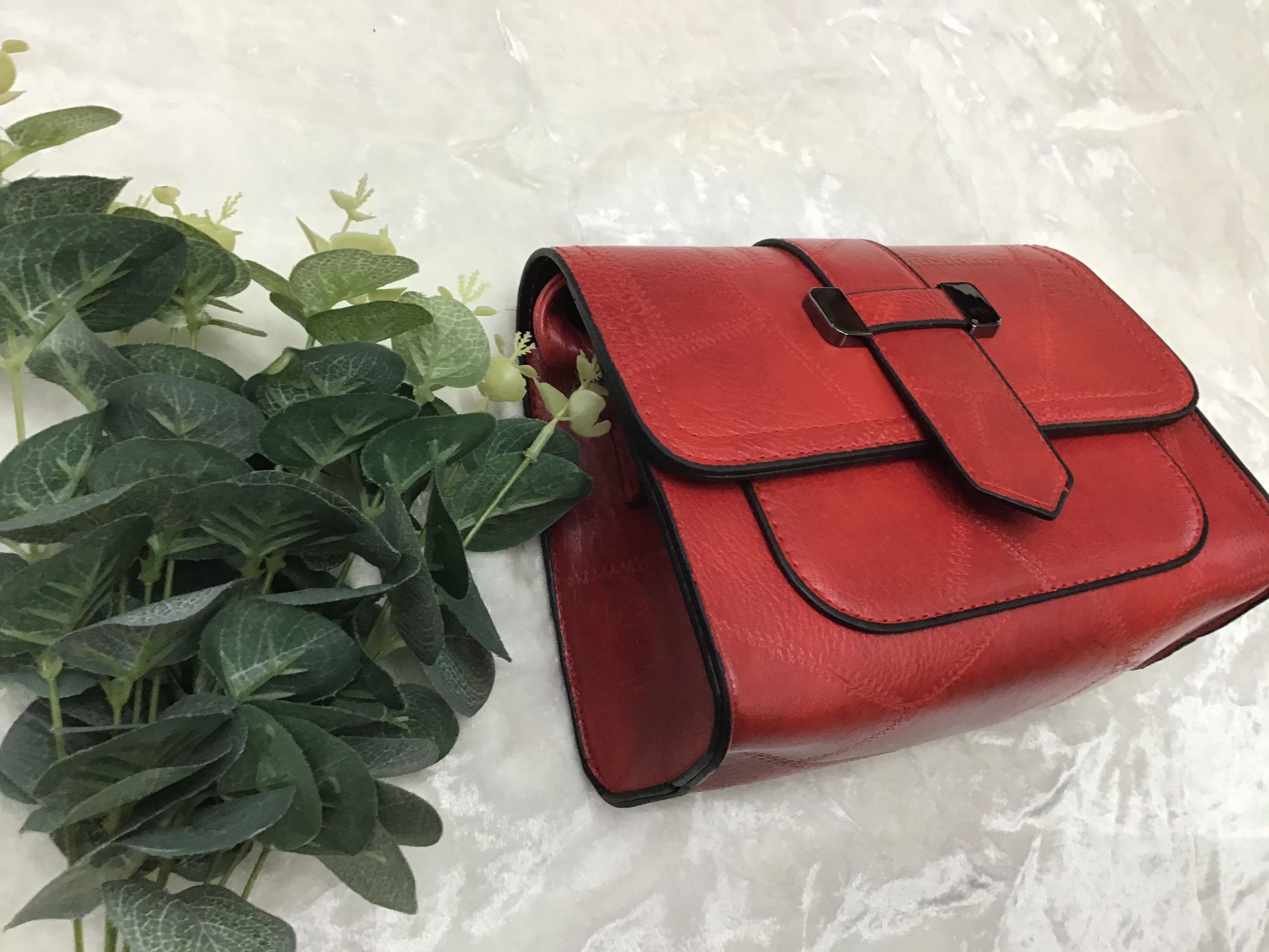 Fashionable ladies' PU crossbody single-shoulder bag detail image 4