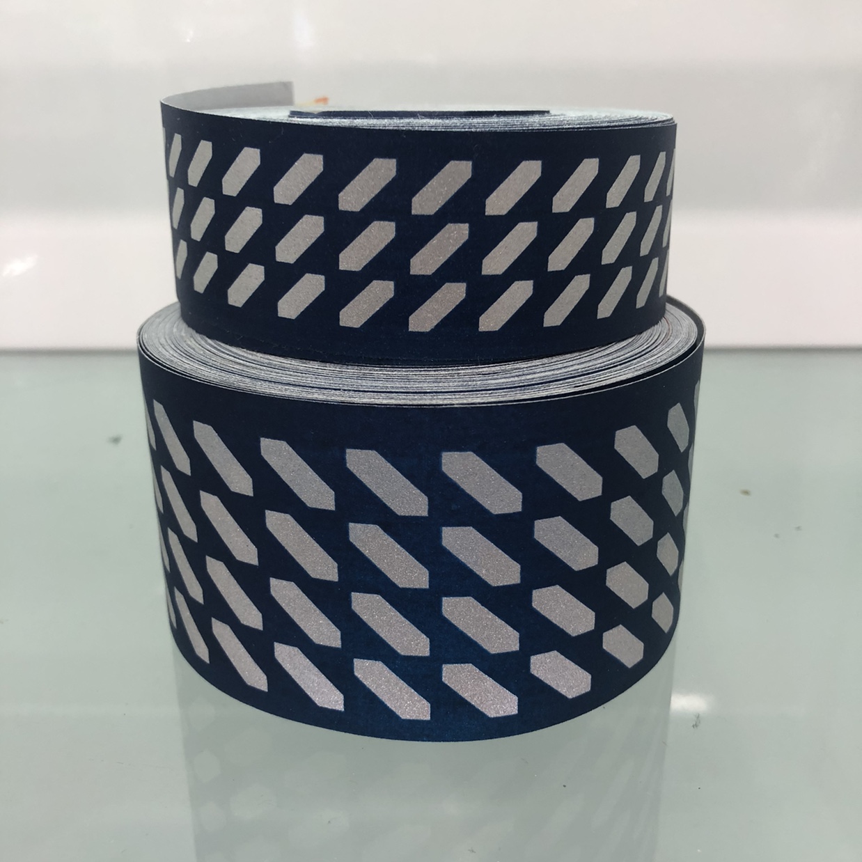 反光印刷图案 反光布 反光膜 反光开线 反光材料