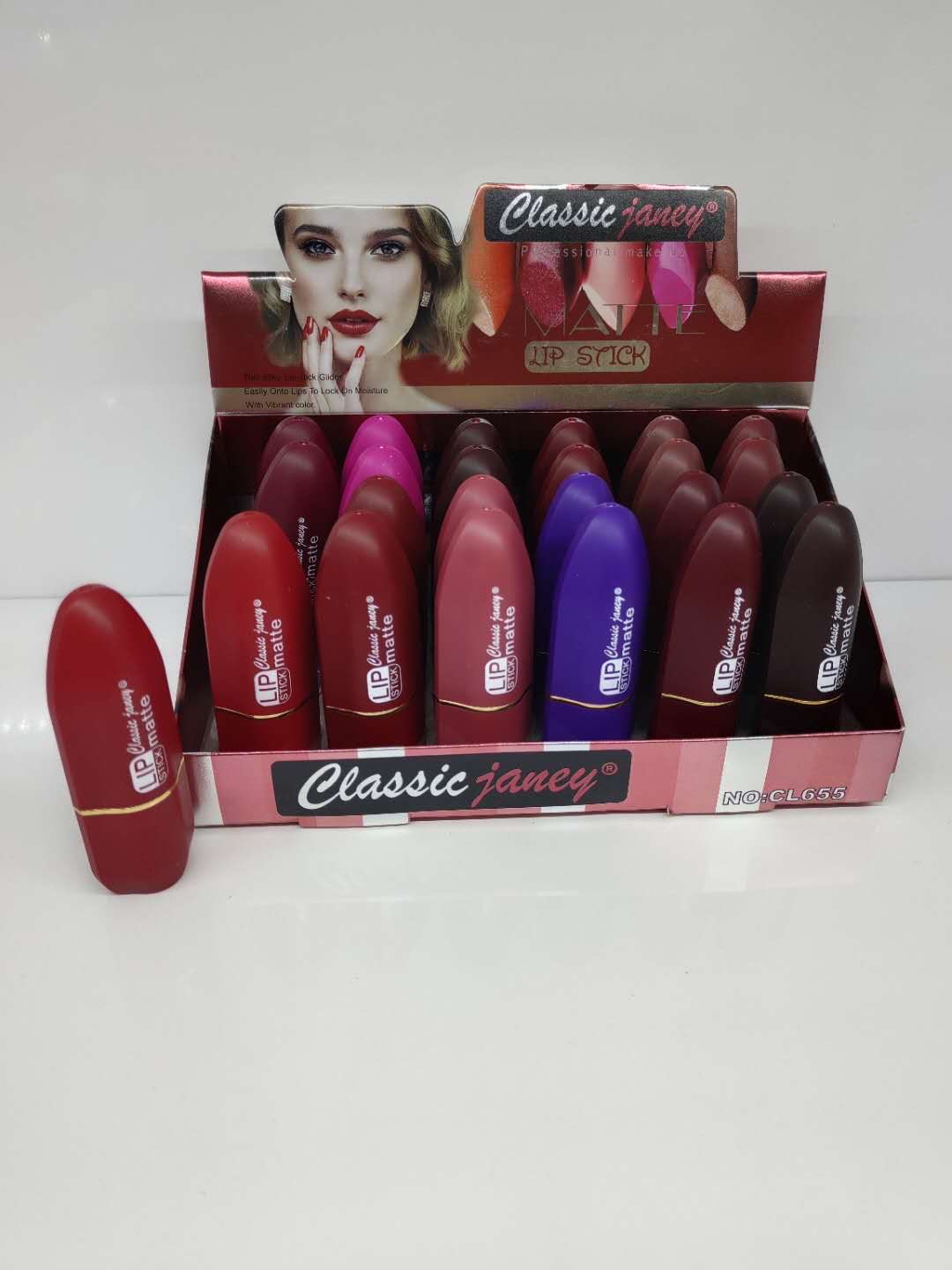 "African bestseller matte lipstick. details Picture