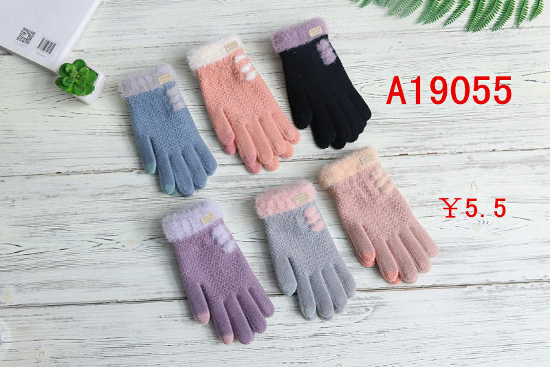 New Wheat Point Knitted Gloves For Women Autumn Winter Instagram Cute Warm Thin Wool Five-Finger Tide Gloves A19055