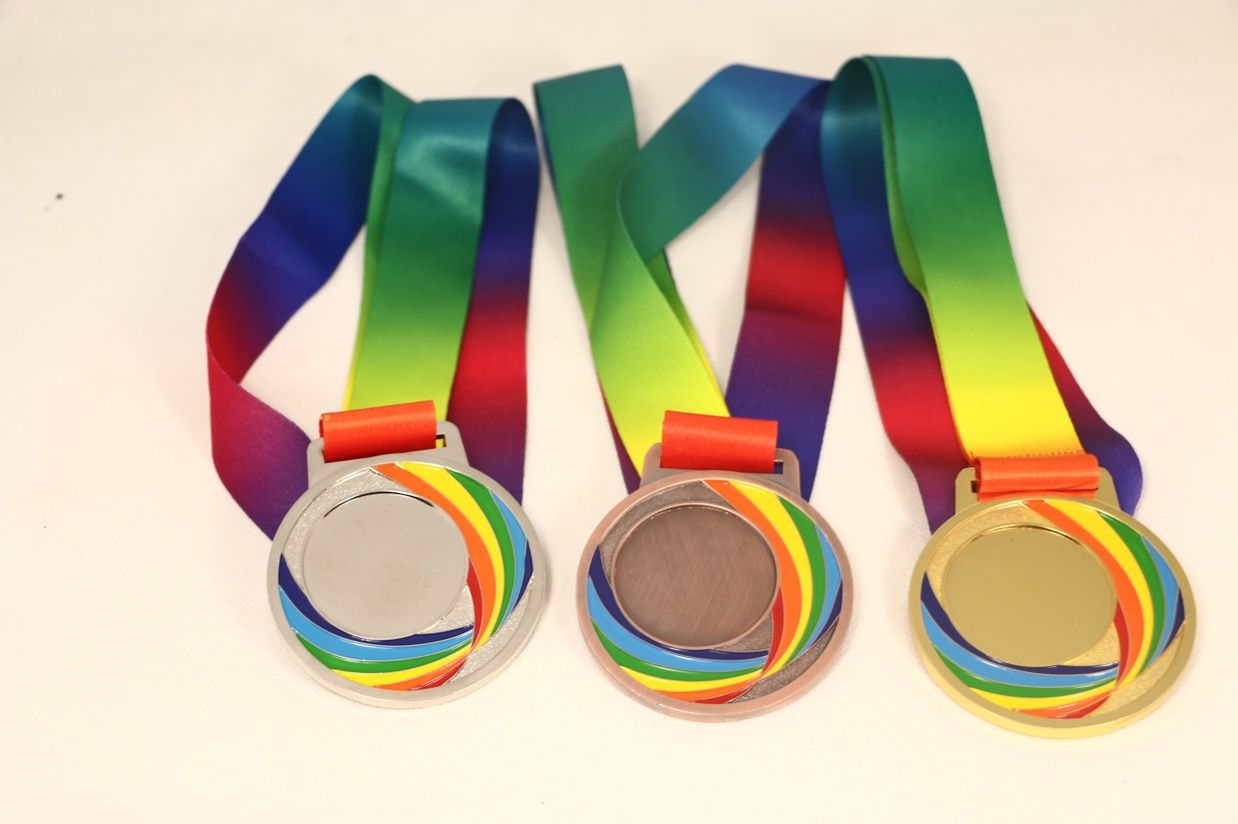 HR-011 Blank Rainbow High-end Medal Zinc Alloy High-quality Medal Color Medal Customizable logo detail image 4