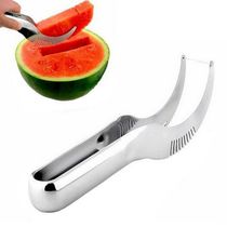 Creative stainless steel watermelon slicer, fruit slicer, watermelon slicer, watermelon cutting clip