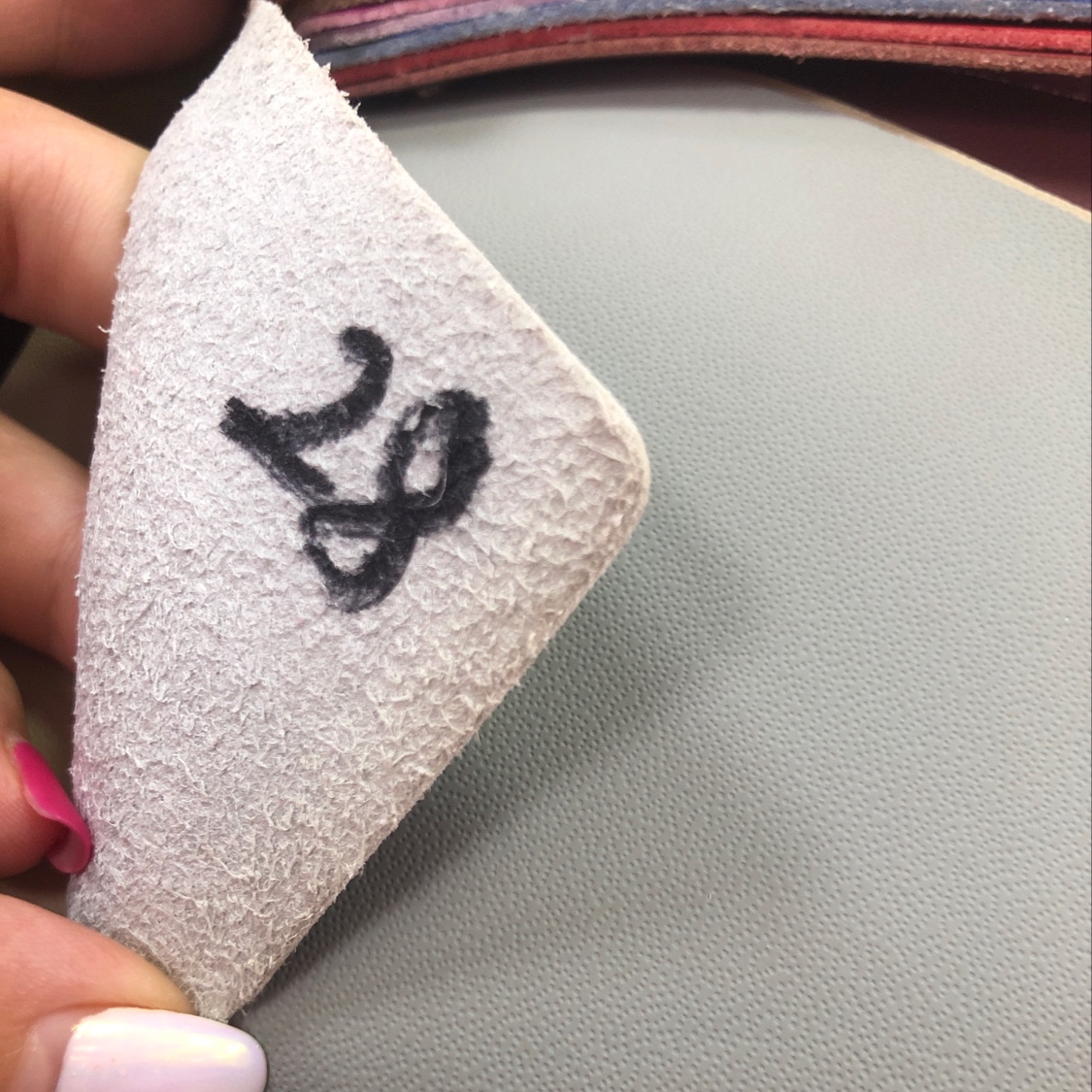 Super car leather factory direct sales R hot new PVC leather goods in large quantities high and low grade bags sofa 28 thumbnail