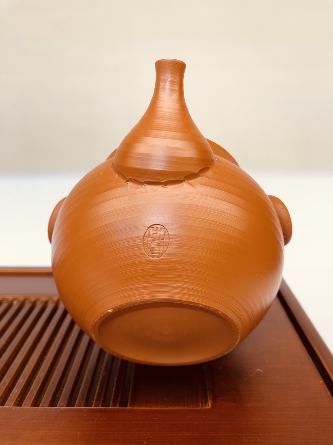 日本常滑烧急须  中州手造 老朱泥手环付手抓宝瓶壶详情图7