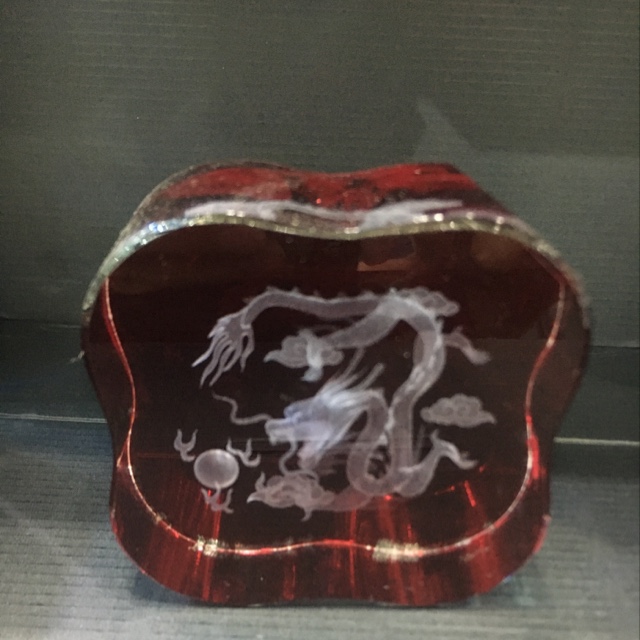 Four-leaf clover ornaments, customizable. Bulk orders come with negotiable prices Specification image