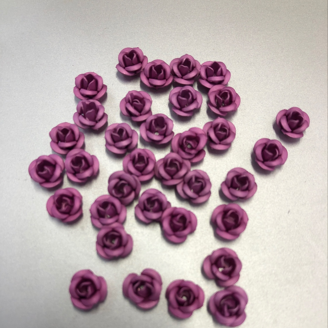Yiwu Choucheng Ziying Accessories Store, 6mm Korean version three-petal rose in 8# color