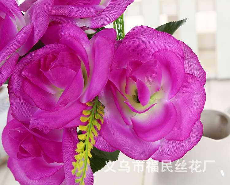 Wholesale bouquets, artificial flowers, artificial flowers, indoor decoration roses, industrial silk flowers, 6-head tea roses undefined