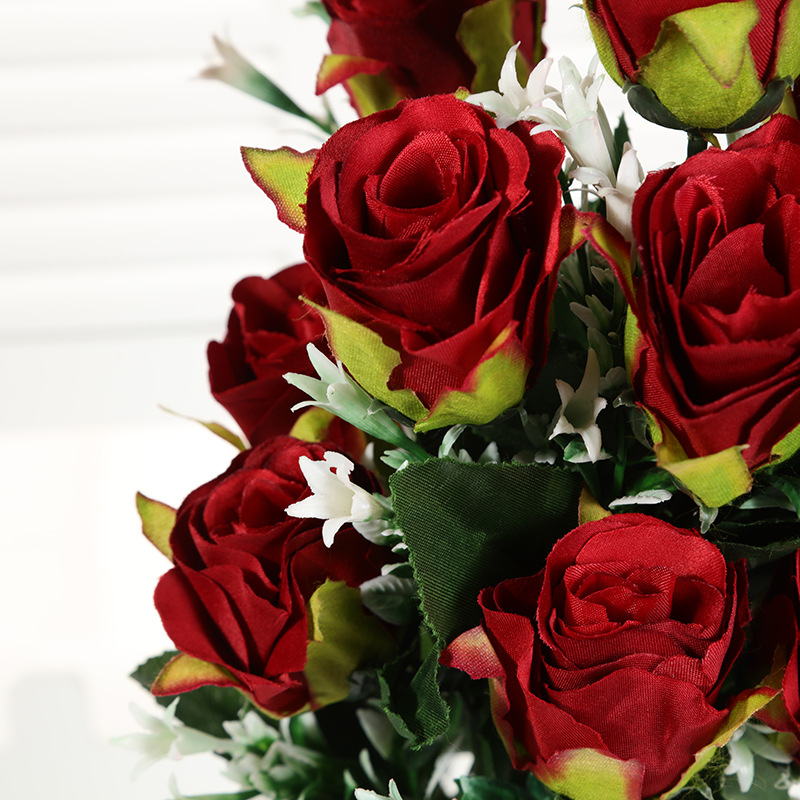 The manufacturer produces artificial flower studio wedding props, hand-held bouquets, home decorations, rose combinations and 12-head flower bouquets undefined