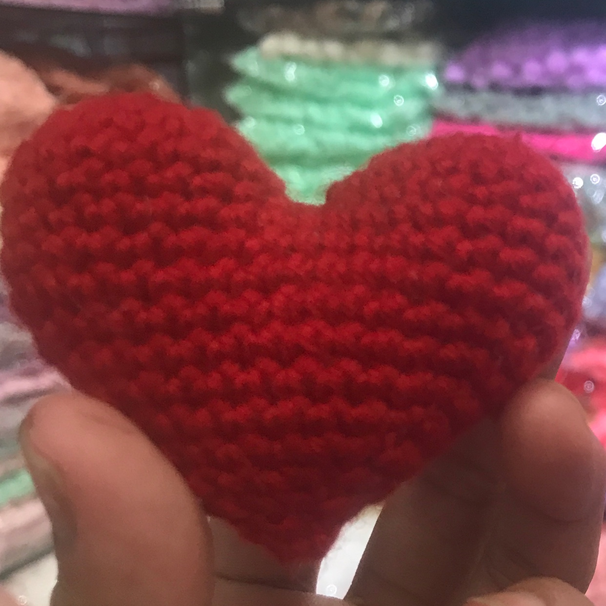 心形毛球厂家定制毛球手工毛球服装服饰配件 