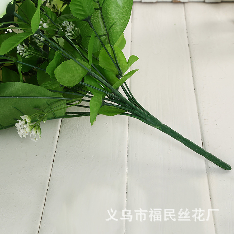 Factory direct sales of artificial flowers, silk flowers, wedding flowers, hand-held flowers, 18-head rose combination flowers undefined