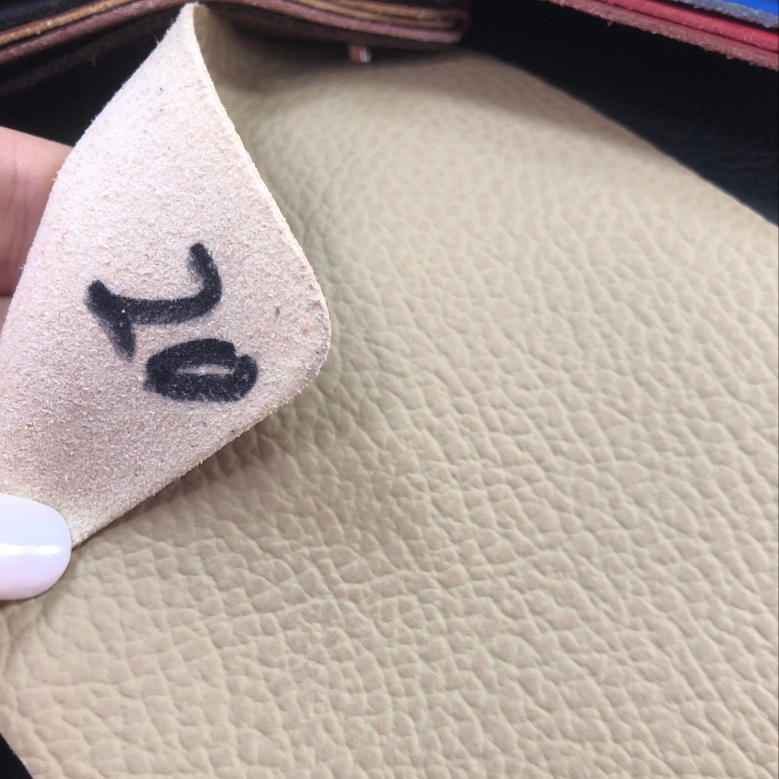 Super move automobile leather factory direct sales R hot new PVC leather large quantity of goods high and low grade bags sofa 20 thumbnail