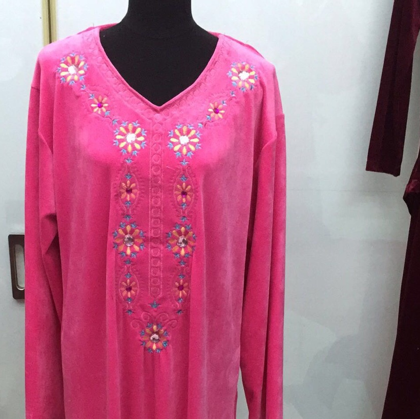 Fashionable dress 44