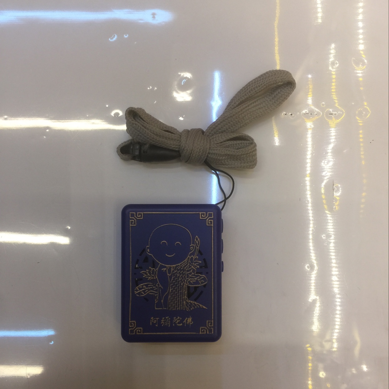 Miniature six-segment Buddhist machine