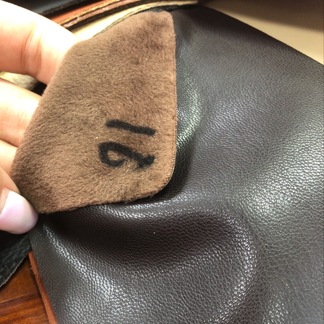 Super car leather factory direct sales R hot new PVC leather goods in large quantities high and low grade bags sofa 16 thumbnail