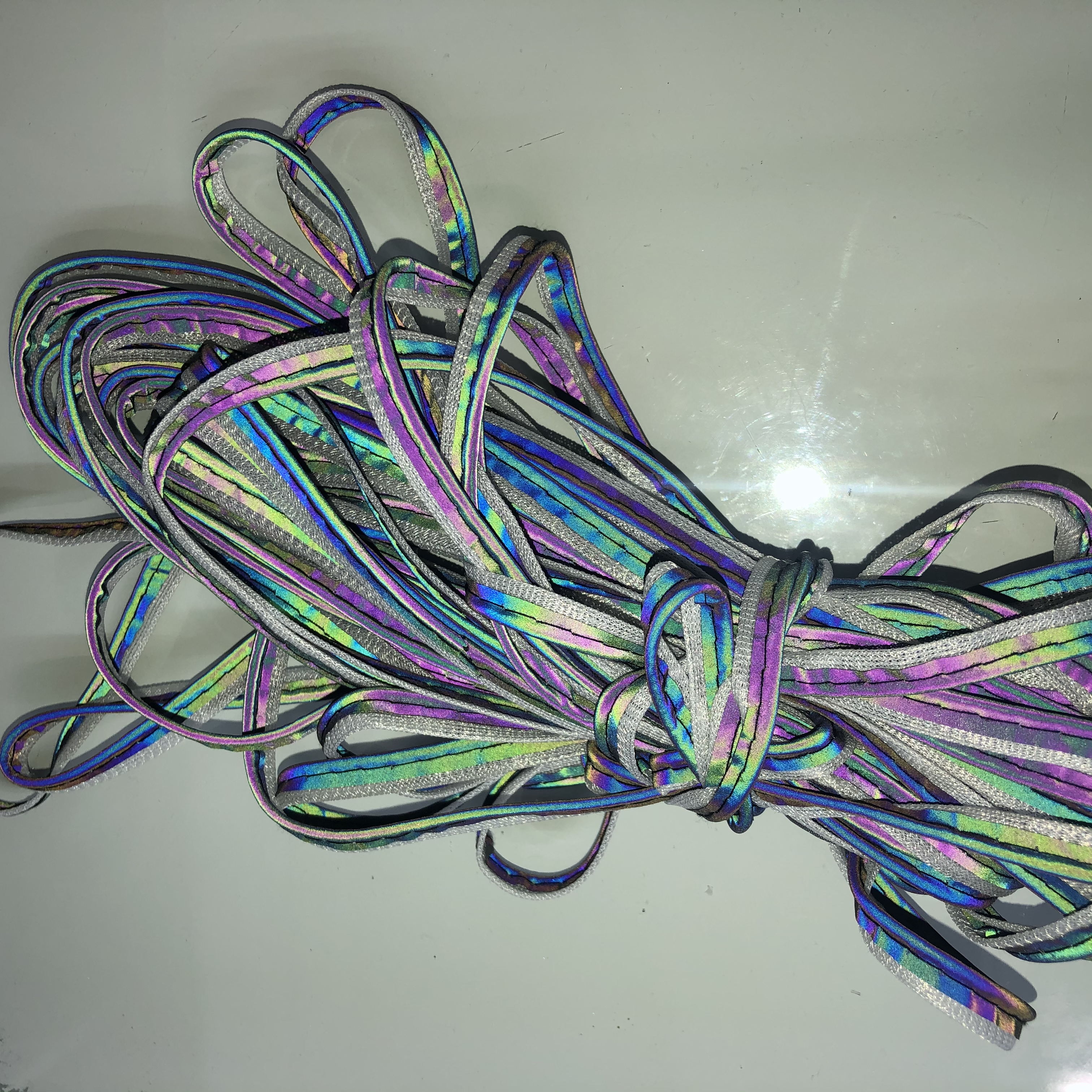 七彩包边条 反光布 反光丝 反光膜 反光材料产品图