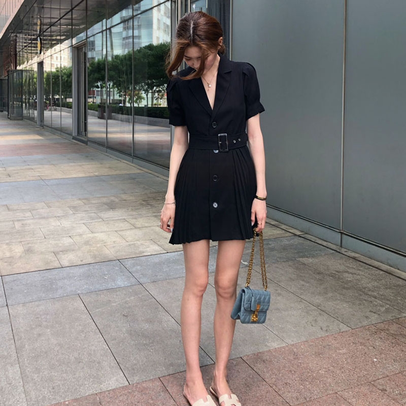 The 2020 new French waist-cinching and slimming Hepburn light mature style professional suit, short dress with elegant temperament, summer for children Specification image