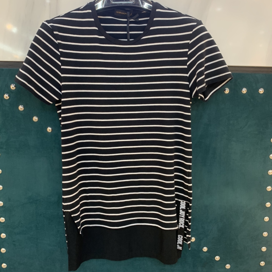 Round-neck short-sleeved shirt 10036