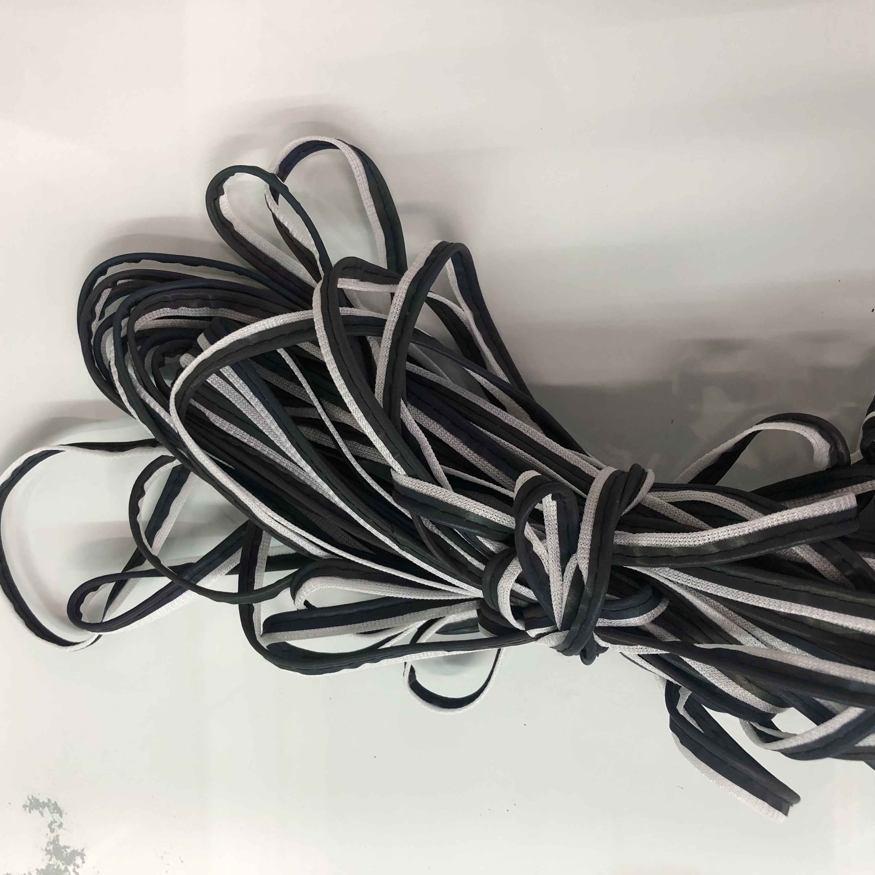 七彩包边条 反光布 反光丝 反光膜 反光材料细节图