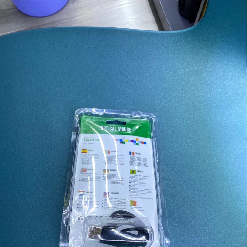 3018有线鼠标细节图