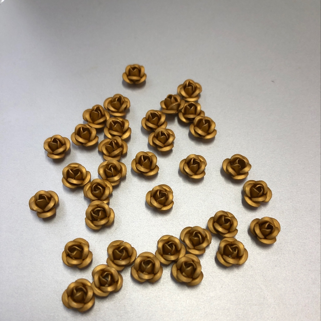 Yiwu Choucheng Ziying Accessories Store, 6mm Korean version three-petal rose in 6# color