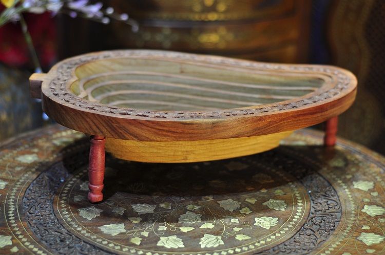 An Indian linden mango-shaped embedded fruit plate details Picture