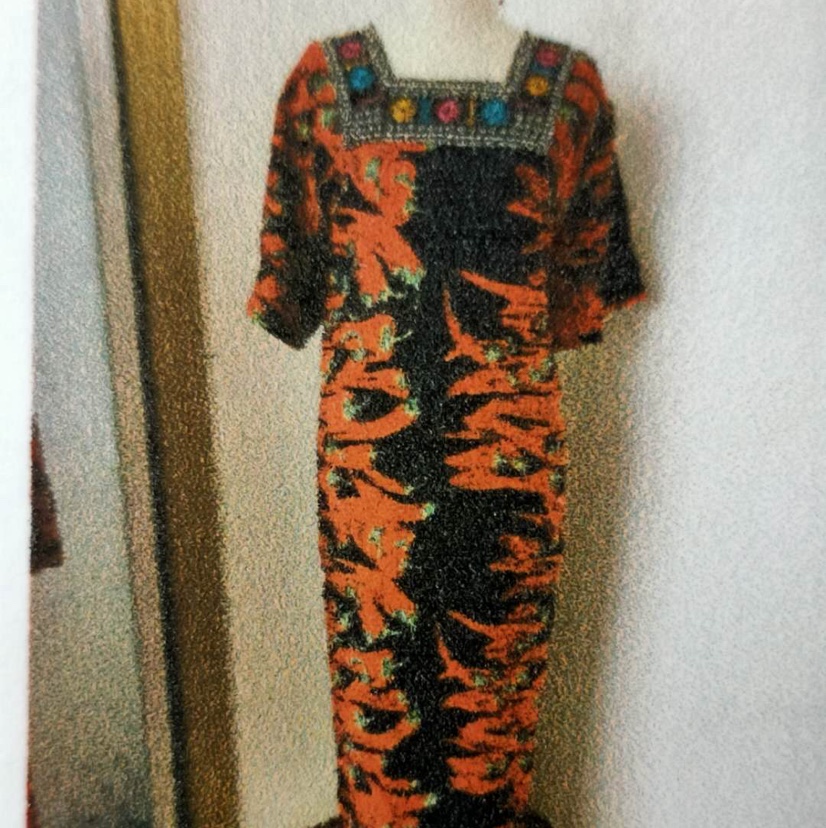 Fashionable dress 25