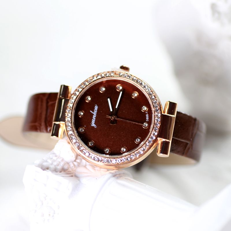【 Xinle Watch Industry 】 Luxury women's watch straps, Diamond English watches, direct sales from the manufacturer of best-selling European and American watches detail image 4