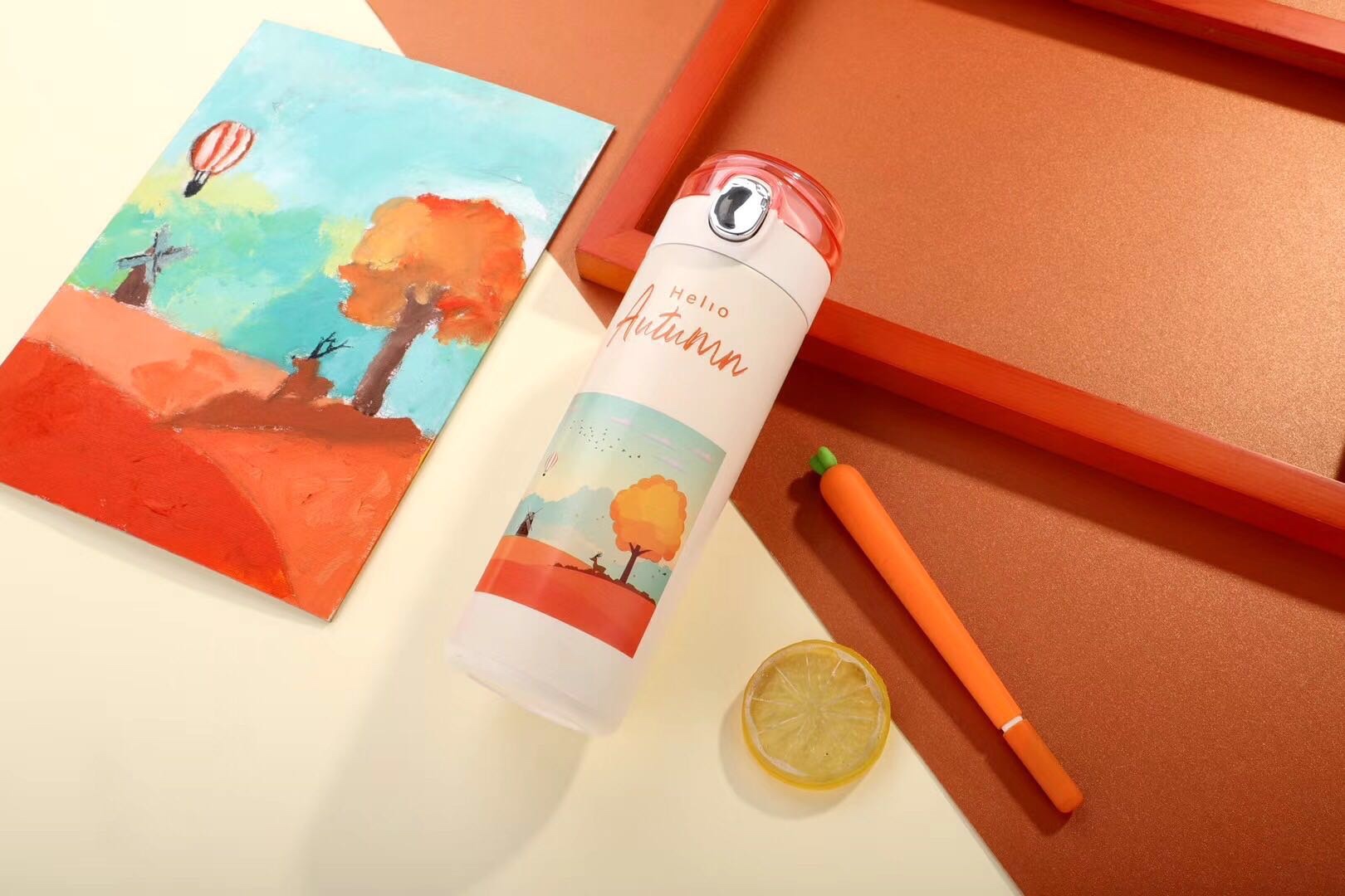 Colorful Four Seasons Bouncing Cup Application Scenario