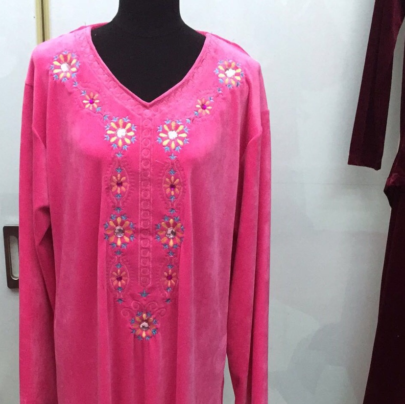 Fashionable dress 44