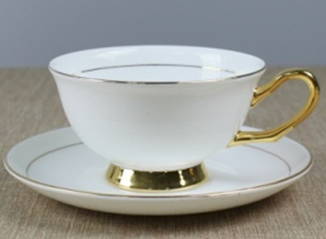 Yiwu Good cargo Gold star cup and saucer full of gold 2 cups 2 dishes 2 spoon /65601 full figure