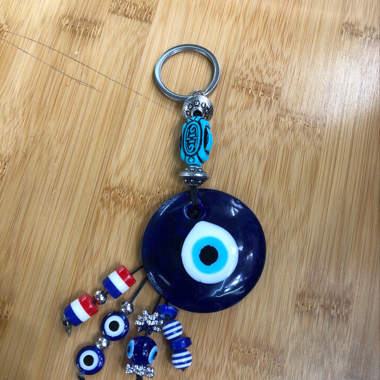 Blue eye keychain thumbnail