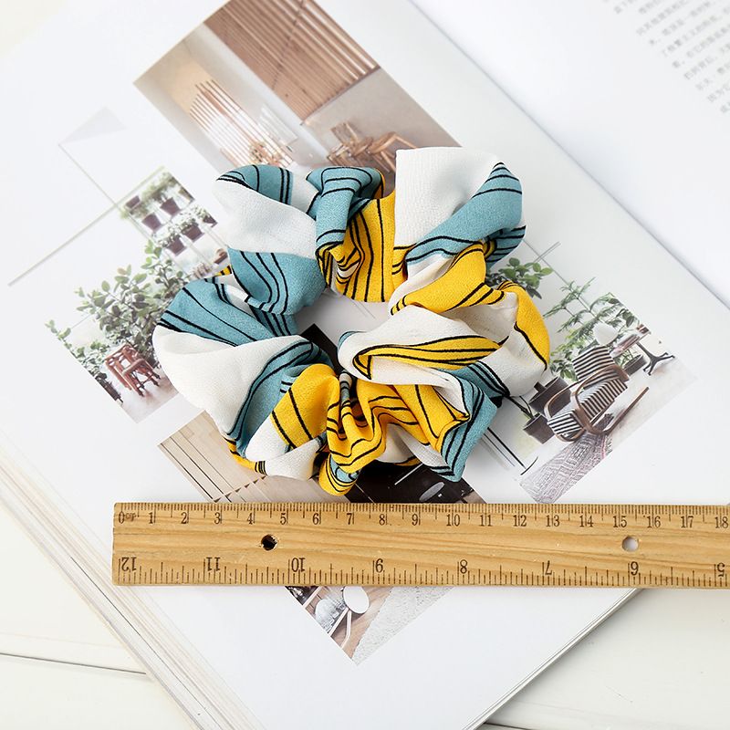 Artistic and fresh printed fabric hair band headwear, new Korean style fashionable hair band, ladies' updo, ponytail hair accessory detail image 5