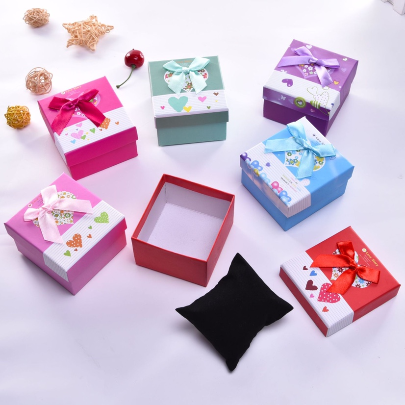 Hot selling square 9*8.5*5.5 watch box Gift jewelry box bow cartoon jewelry box