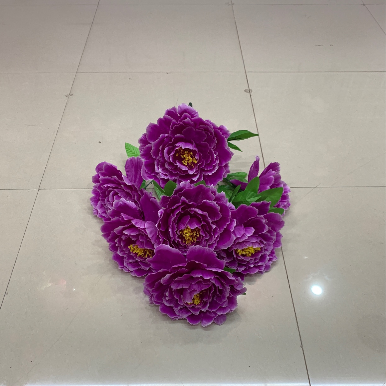 Seven large bunches of Tianjin peonies