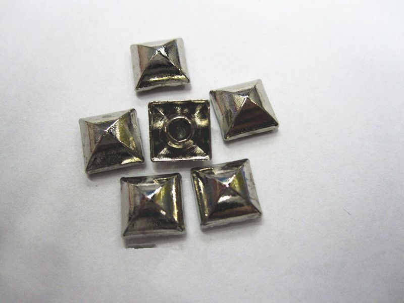 We supply various types of rivets, cap rivets, rivets and air hole four-way fasteners detail image 3