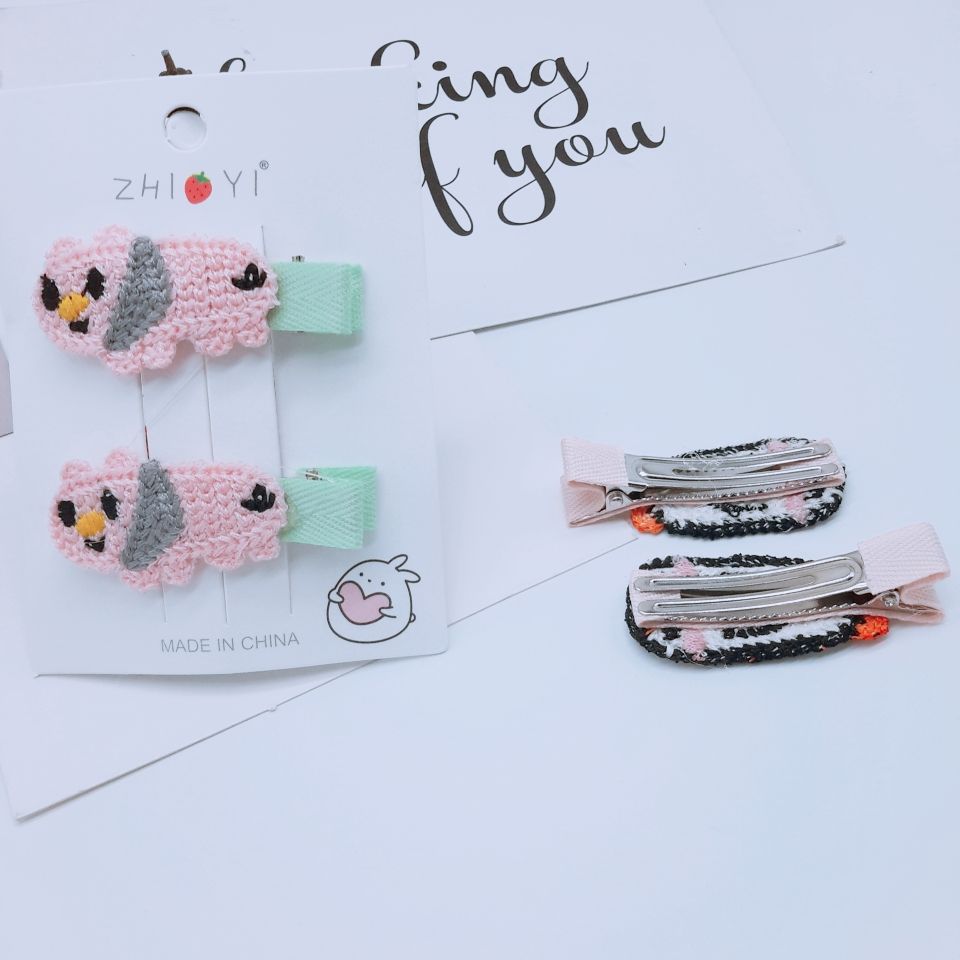 Children's knitted yarn cartoon rabbit hair clip Children's fun knitted yarn braided animal BB hair clip cute bangs clip Specification drawing