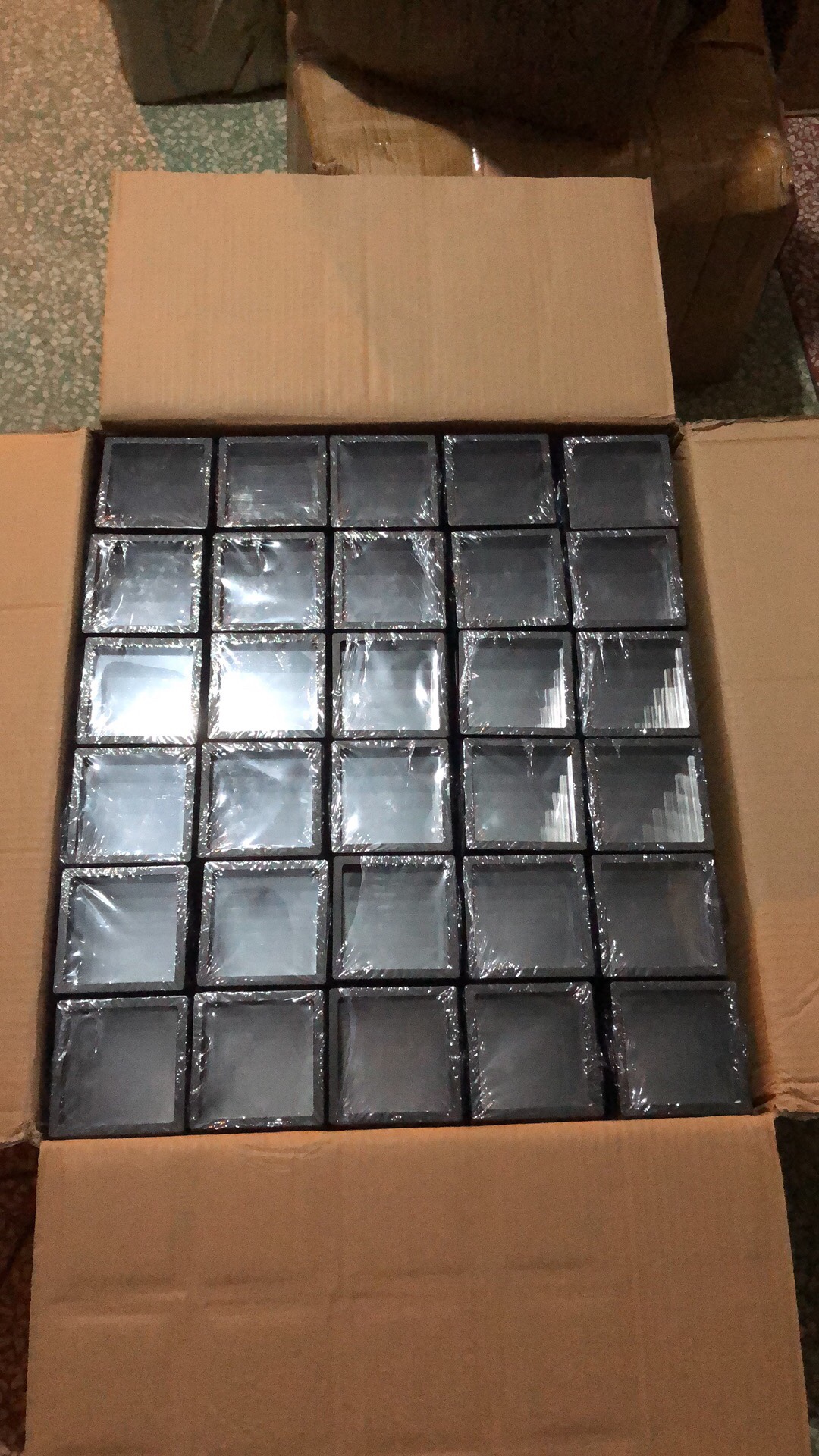 90方形薄膜首饰展示盒产品图