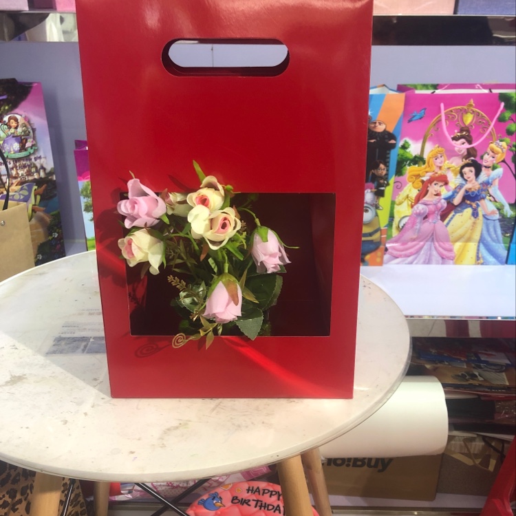 开窗礼品盒红色