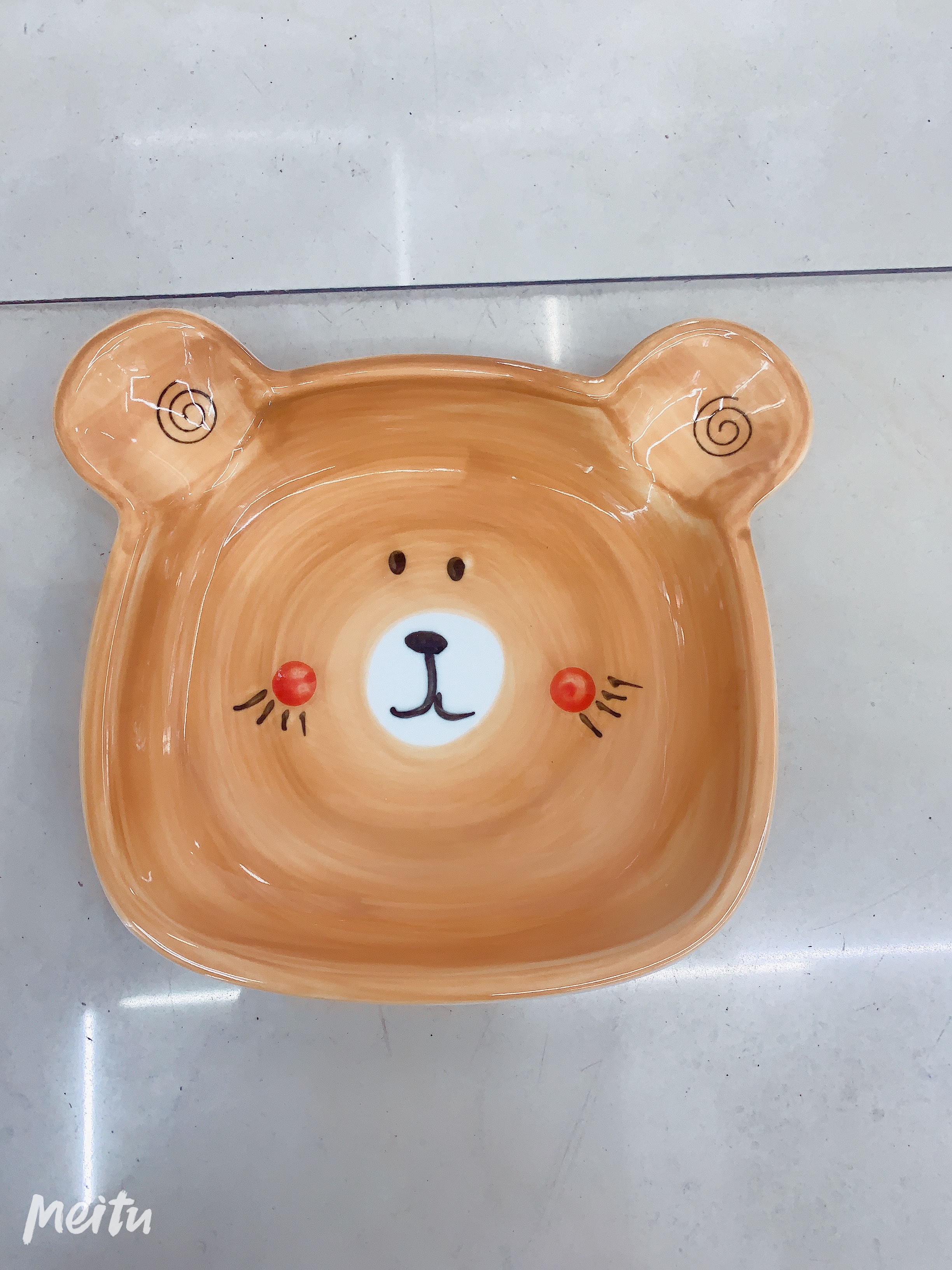 Bear Plate details Picture