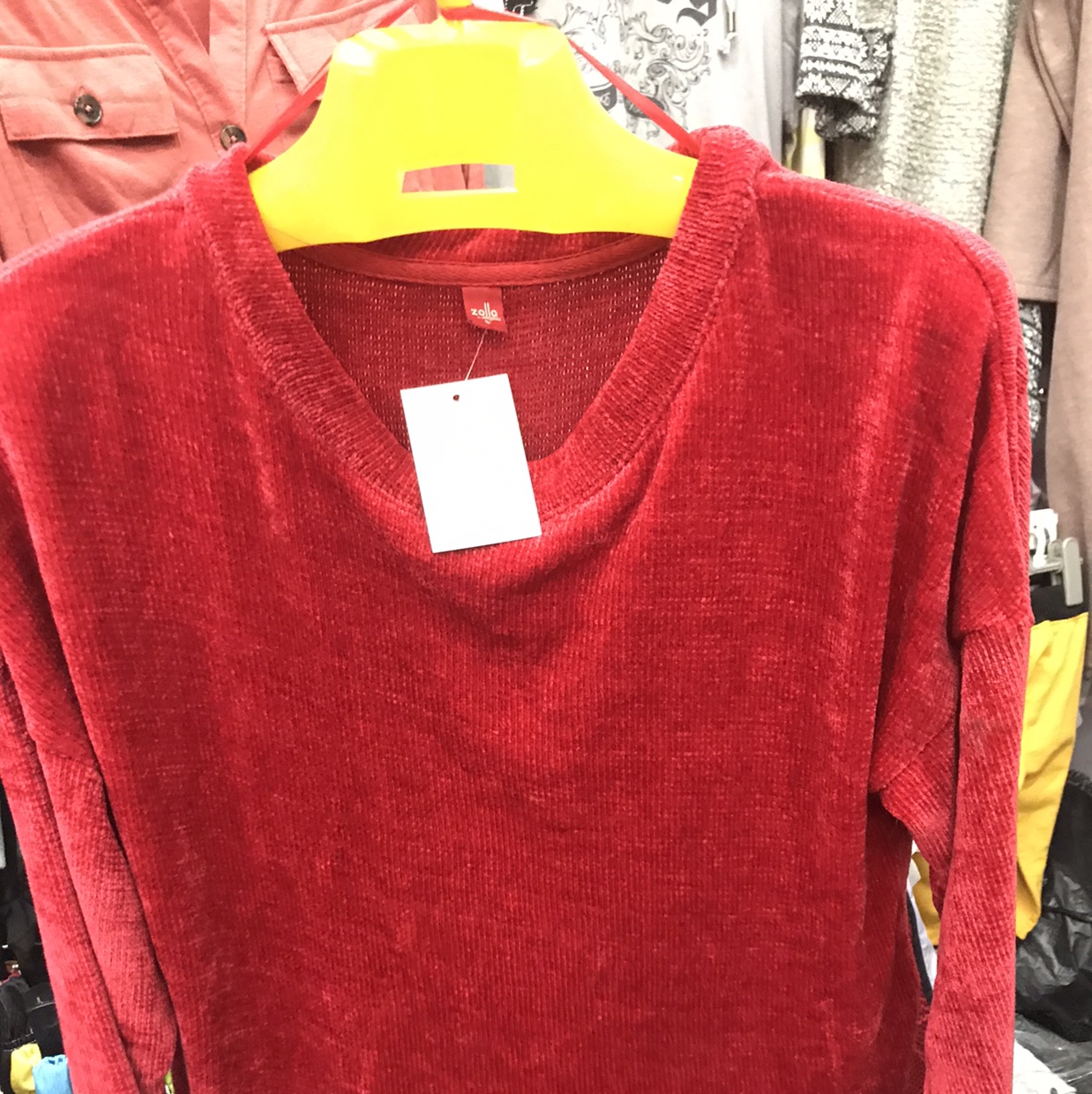 Red clothes thumbnail
