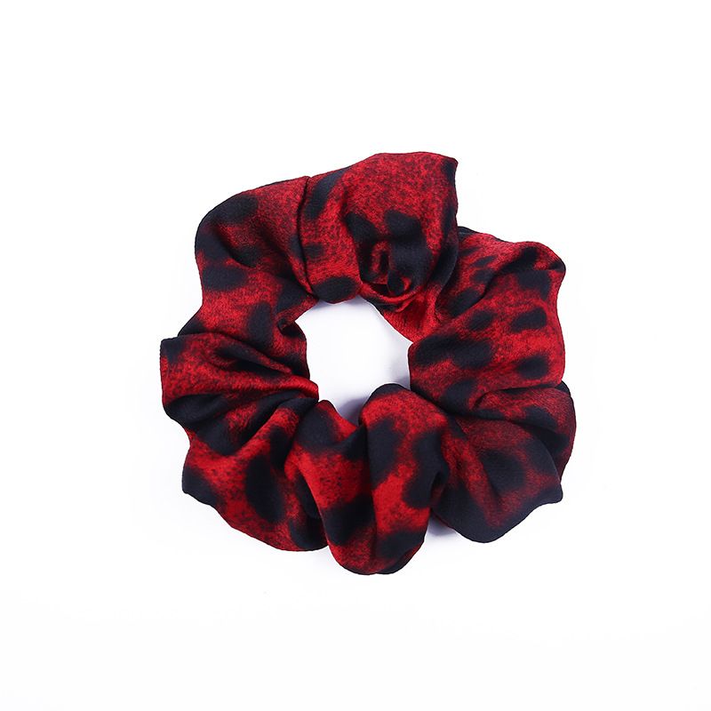 Factory direct sales of 2019 new cross-border trend retro floral leopard print hair tie and large intestine pig sausage ring detail image 5