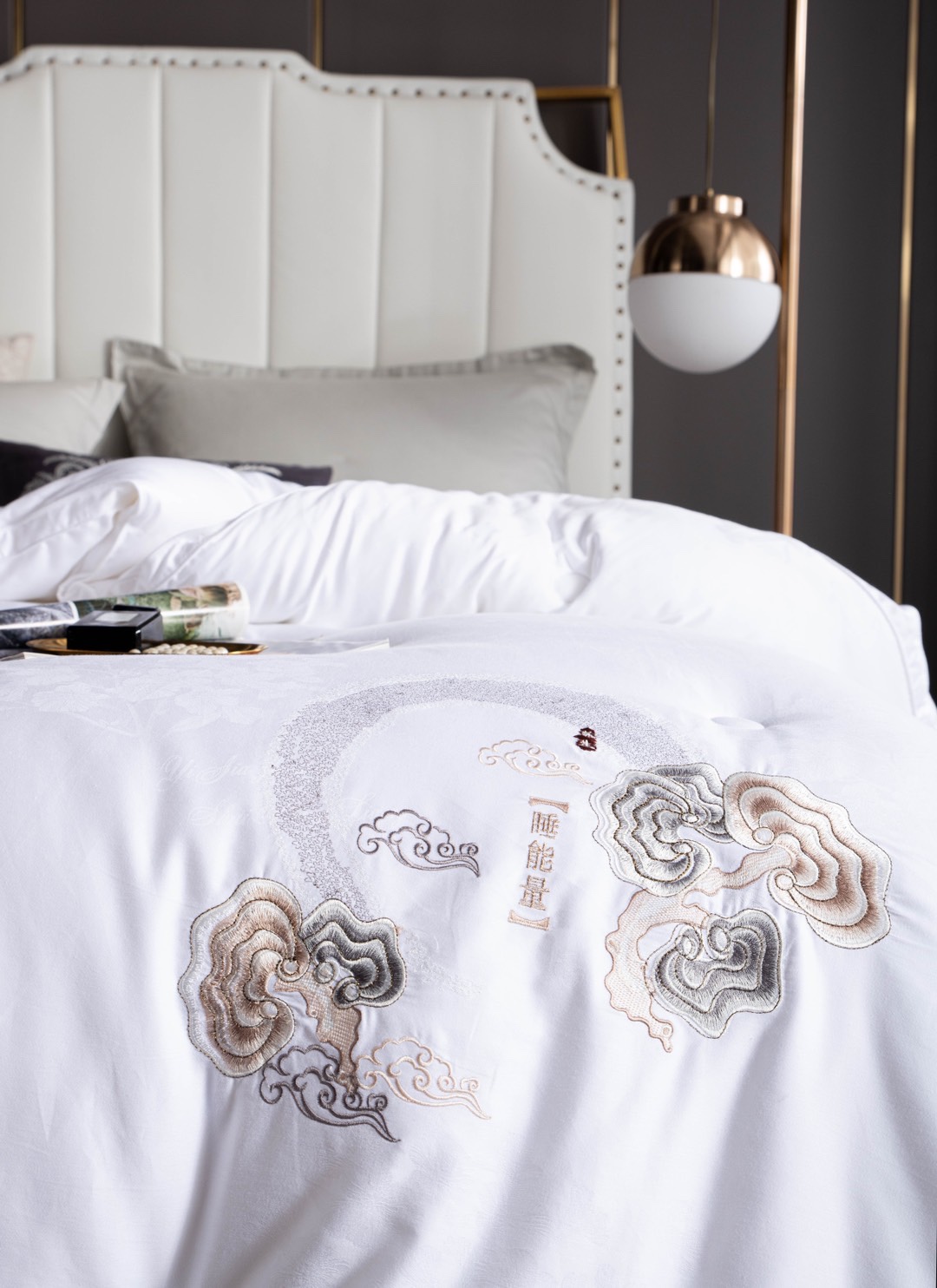 Bedding quilt details Picture