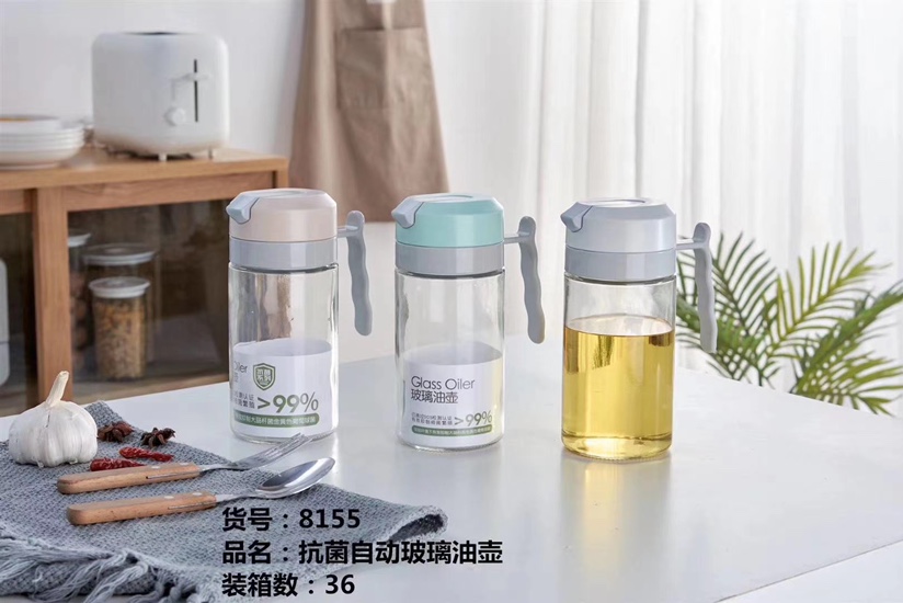 Fashion oil can