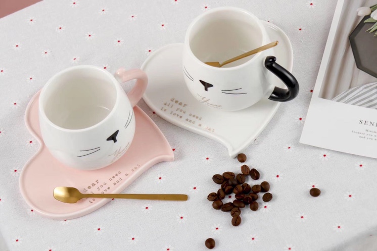 Heart card coffee cup and saucer thumbnail