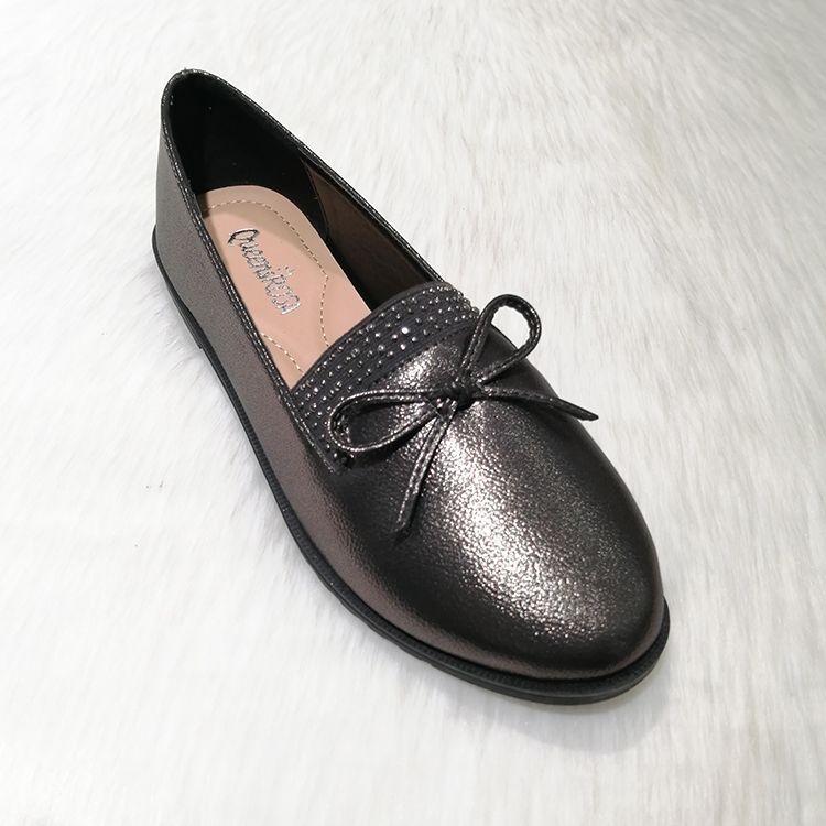 Dinner ladies leather flat shoes. Dinner ladies leather flat shoes